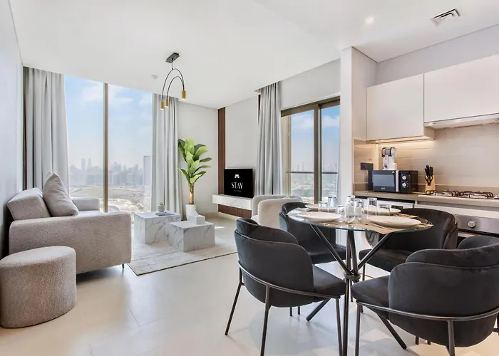 Stay By Latinem Luxury 2Br Holiday Home Cv A2701 Near Burj Khalifa