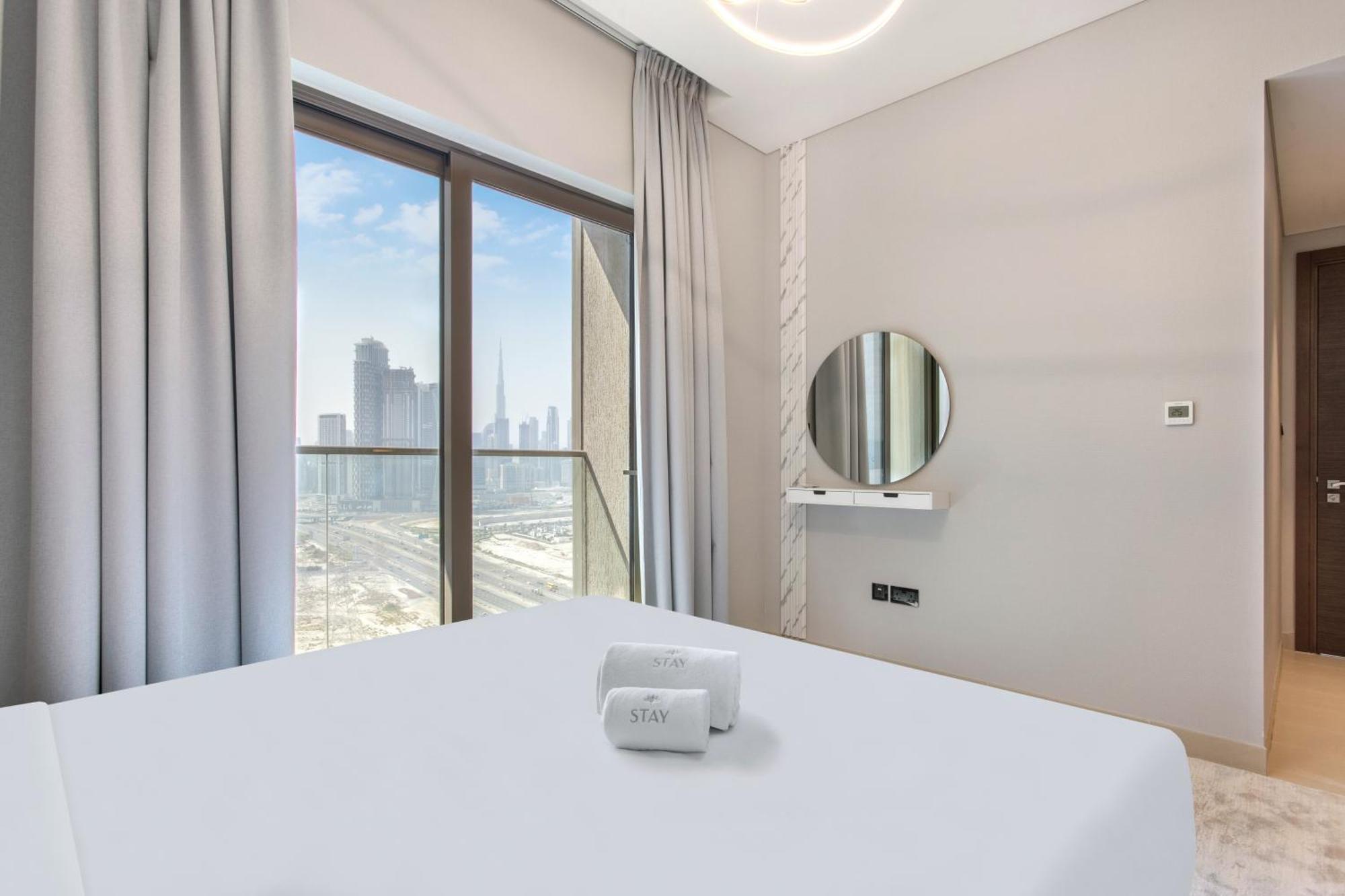 Apartment By Latinem Luxury 2br Cv A2701 Near Burj Khalifa *