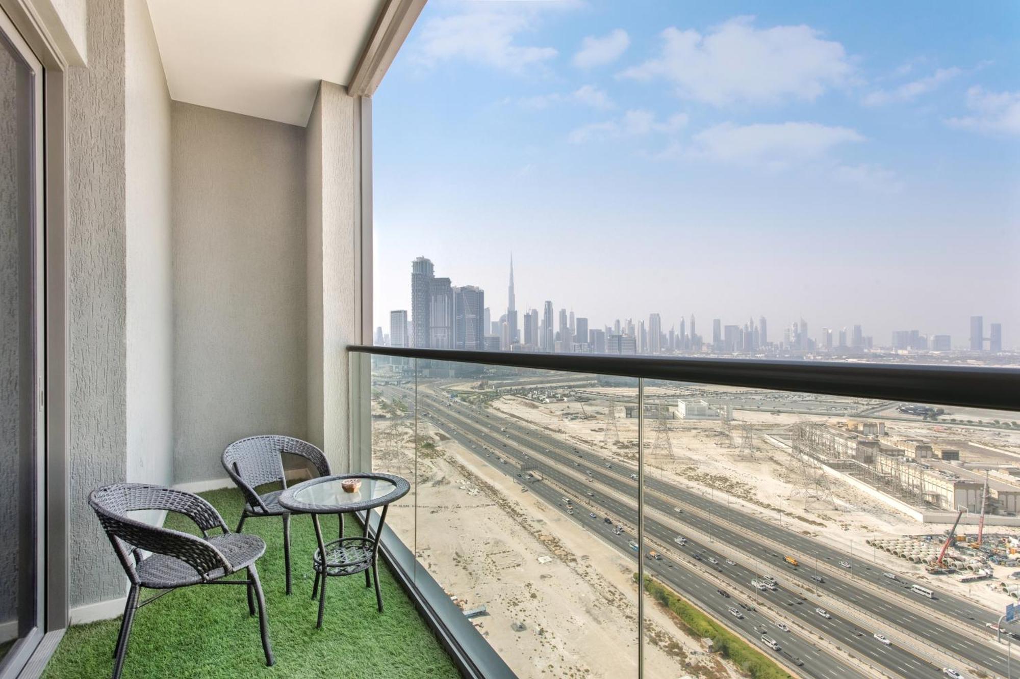 By Latinem Luxury 2br Cv A2701 Near Burj Khalifa * Dubai